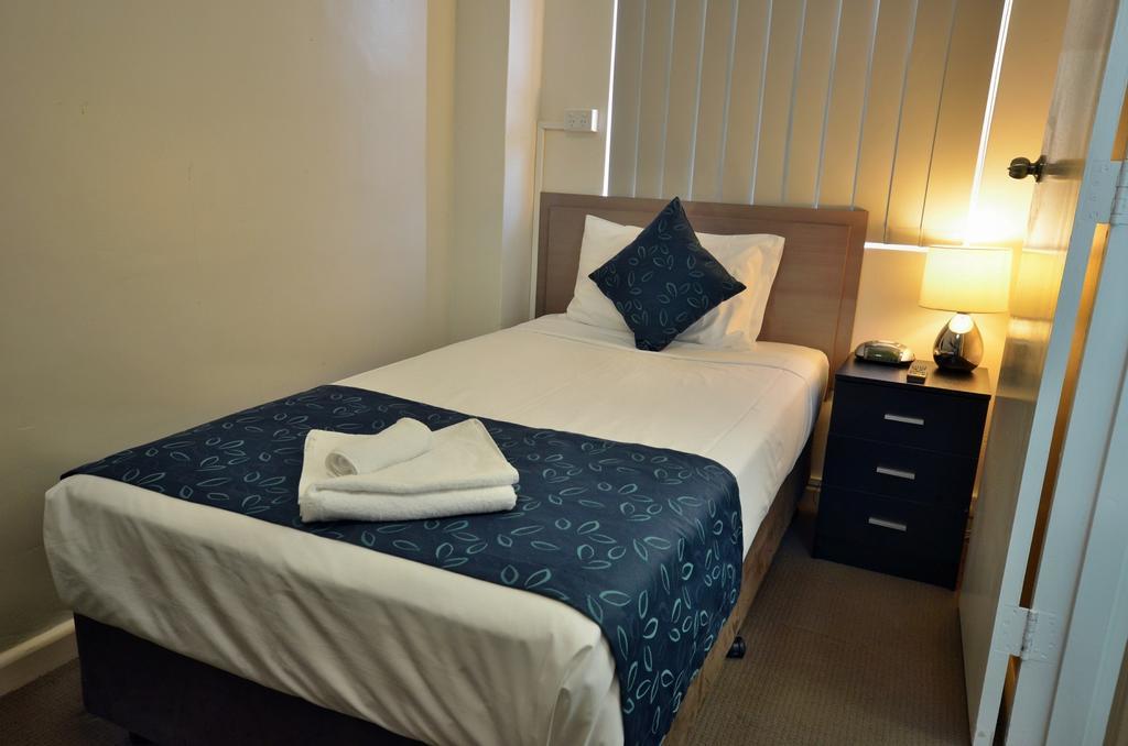 Lees Hotel Ingham Exterior foto