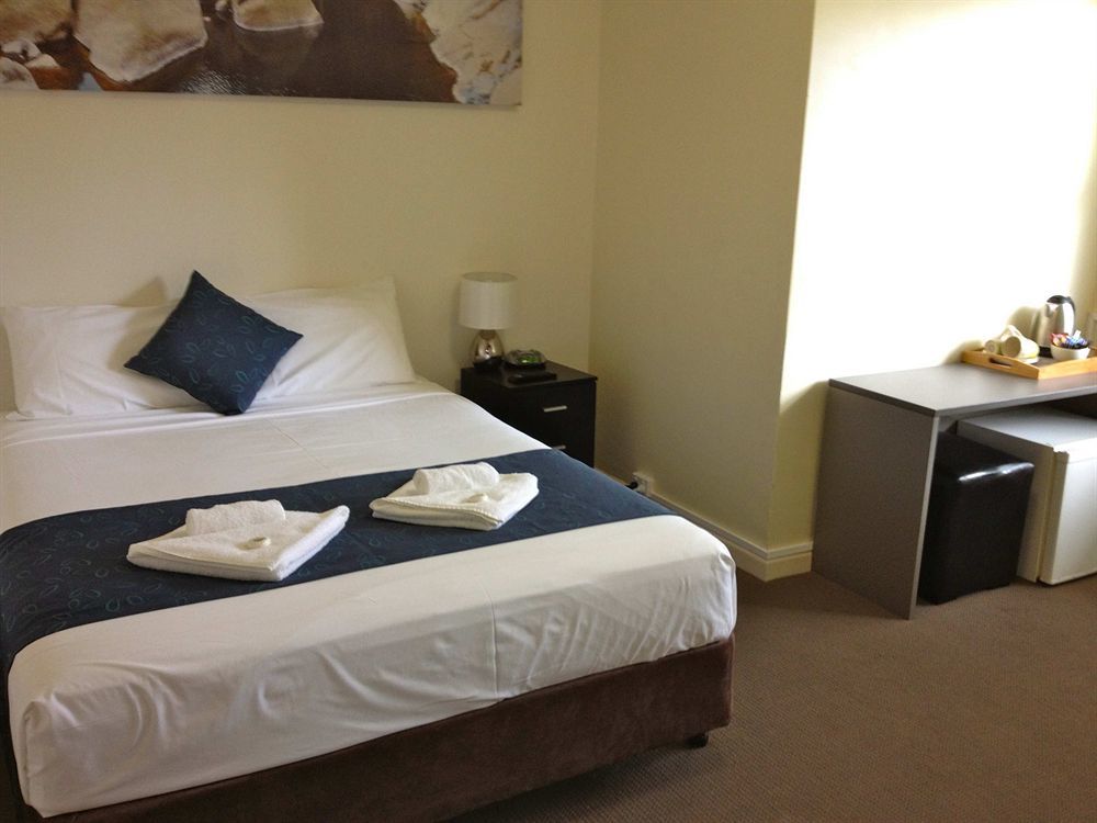 Lees Hotel Ingham Exterior foto